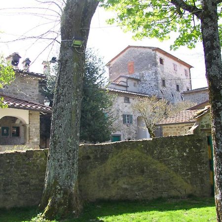 Villa Castello Di Sarna Chiusi della Verna Exterior foto