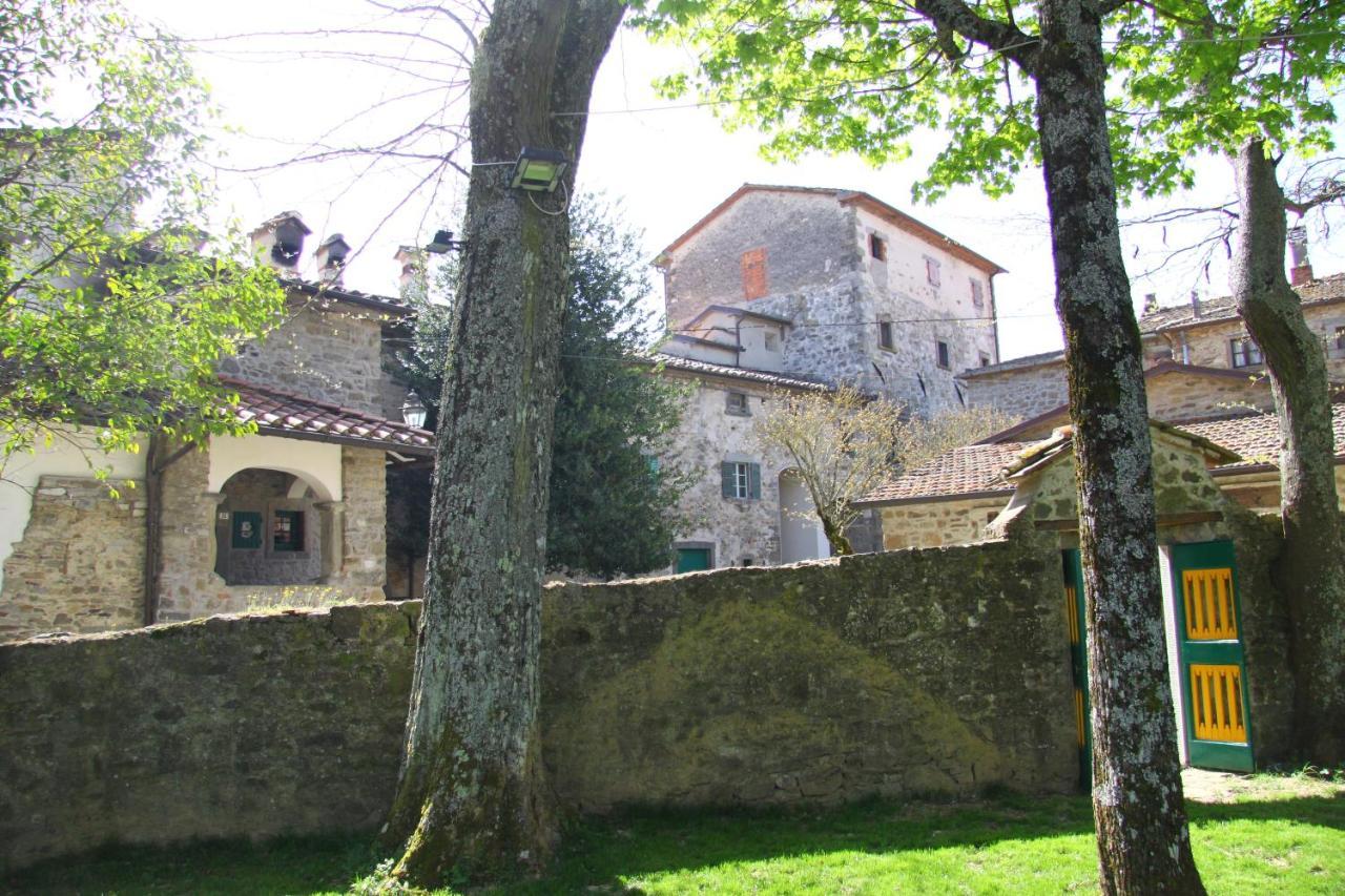 Villa Castello Di Sarna Chiusi della Verna Exterior foto